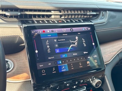 2022 Jeep Grand Cherokee Summit