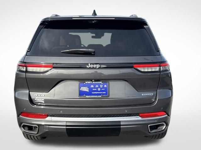 2022 Jeep Grand Cherokee Summit