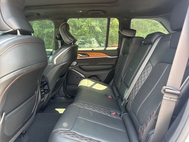 2023 Jeep Grand Cherokee Summit Reserve