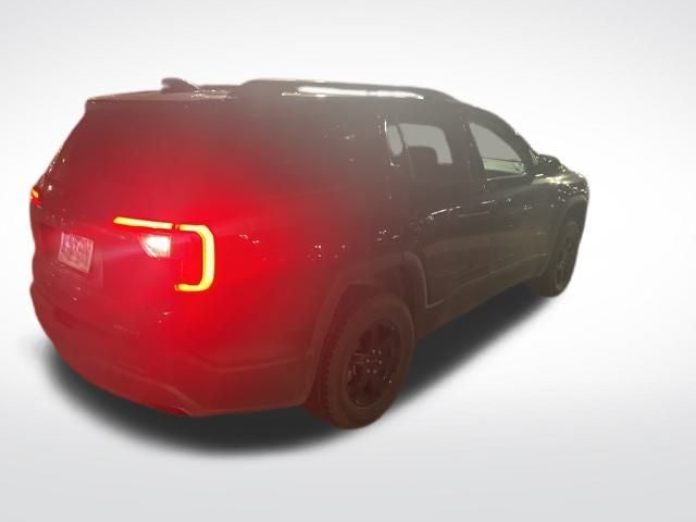 2022 GMC Acadia AT4