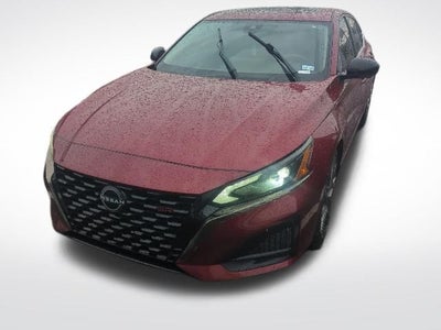 2023 Nissan Altima 2.0 SR
