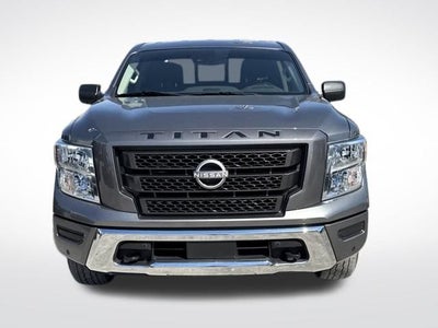 2023 Nissan Titan SV