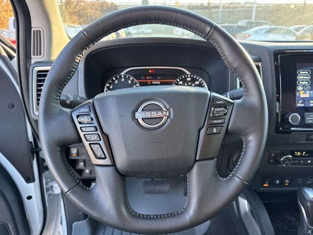 2024 Nissan Frontier SL