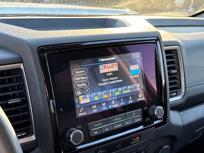 2024 Nissan Frontier SL