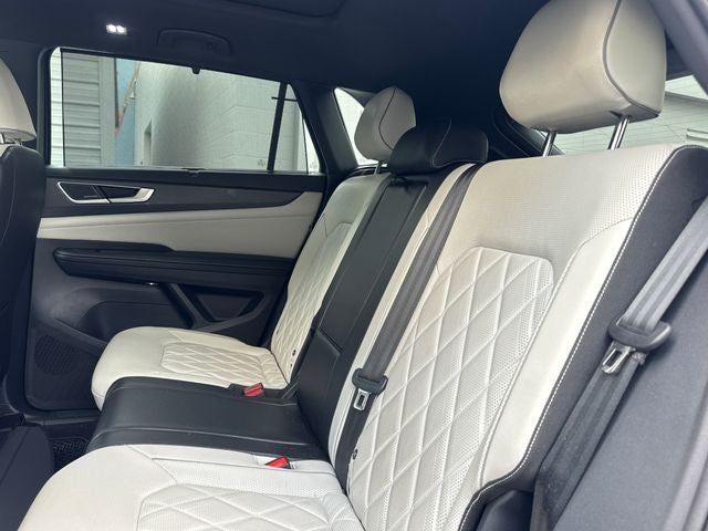 2024 Volkswagen Atlas Cross Sport 2.0T SEL Premium R-Line