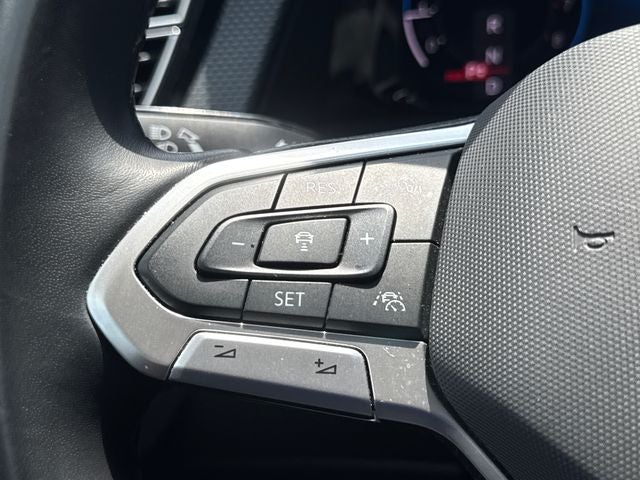 2024 Volkswagen Atlas Cross Sport 2.0T SEL Premium R-Line