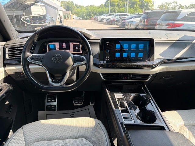 2024 Volkswagen Atlas Cross Sport 2.0T SEL Premium R-Line