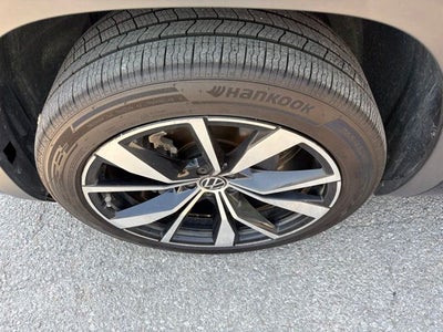 2024 Volkswagen Atlas Cross Sport 2.0T SEL Premium R-Line