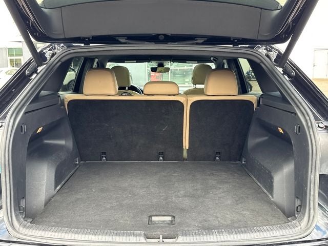 2020 Volkswagen Atlas Cross Sport 3.6L V6 SEL R-Line