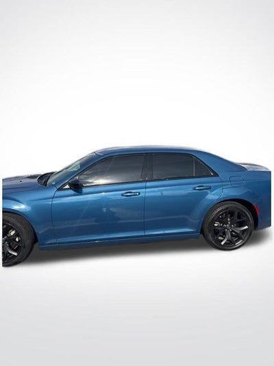 2021 Chrysler 300 Touring