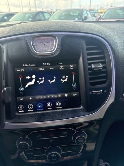 2021 Chrysler 300 Touring