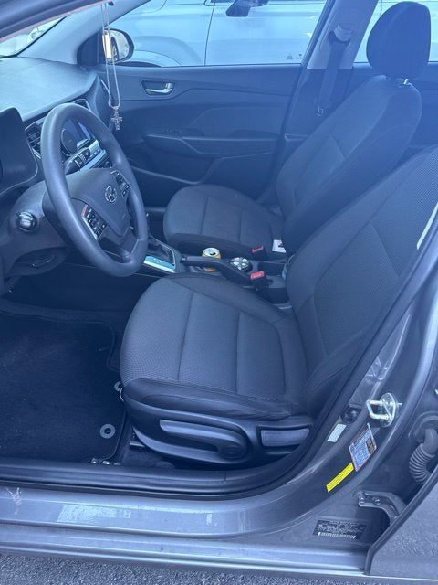 2022 Hyundai Accent SE
