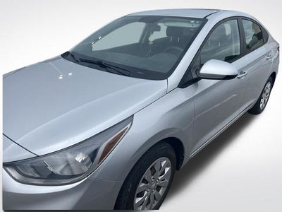 2022 Hyundai Accent SE