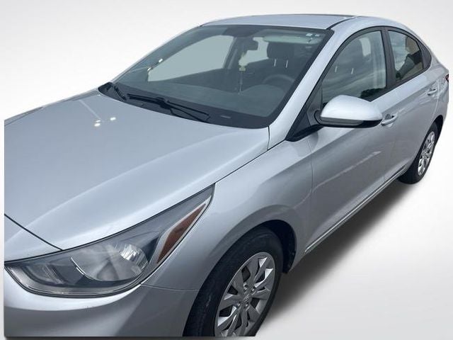 2022 Hyundai Accent SE