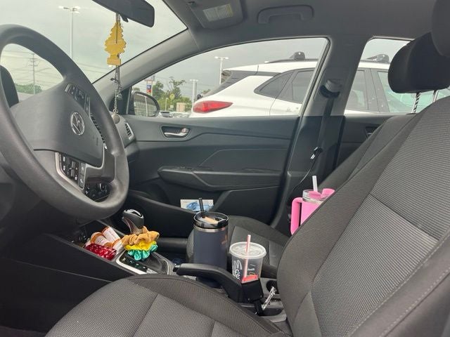 2022 Hyundai Accent SE