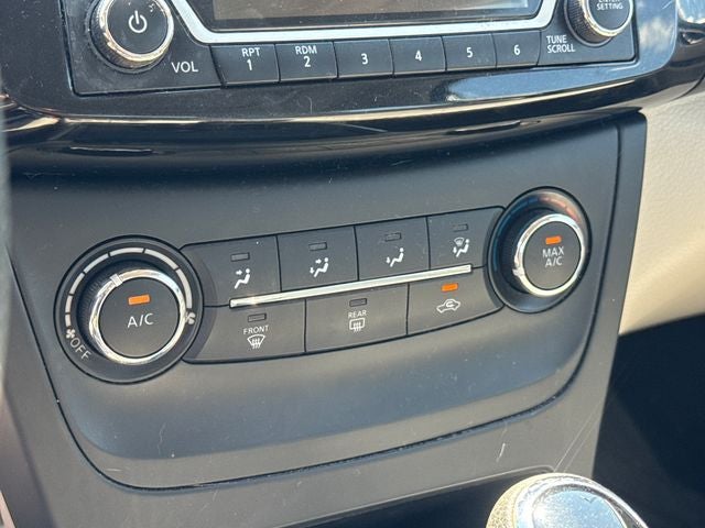 2016 Nissan Sentra SV