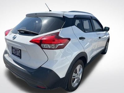 2019 Nissan Kicks S