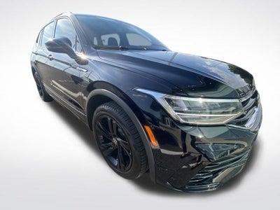 2024 Volkswagen Tiguan 2.0T SE R-Line Black