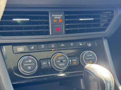 2019 Volkswagen Jetta SEL Premium