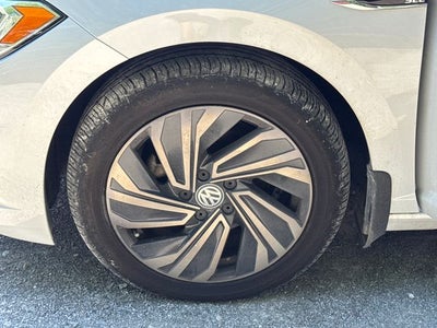 2019 Volkswagen Jetta SEL Premium