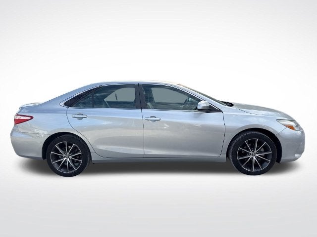 2016 Toyota Camry XSE
