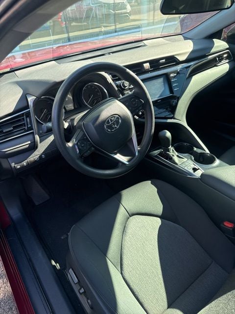 2020 Toyota Camry Hybrid LE