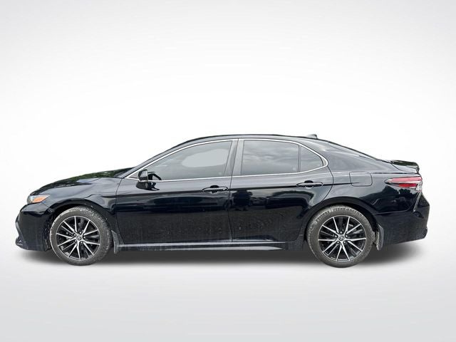 2022 Toyota Camry Base