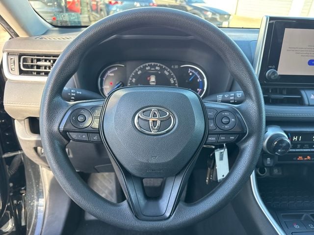 2023 Toyota RAV4 Hybrid LE