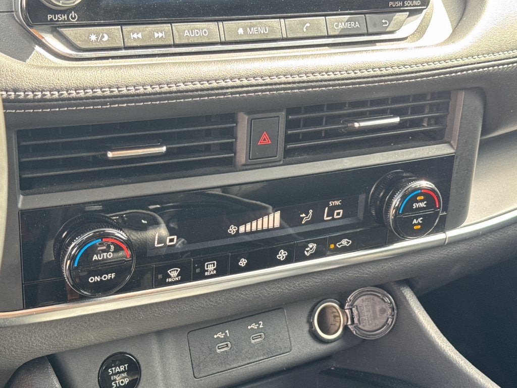 2025 Nissan Rogue SV
