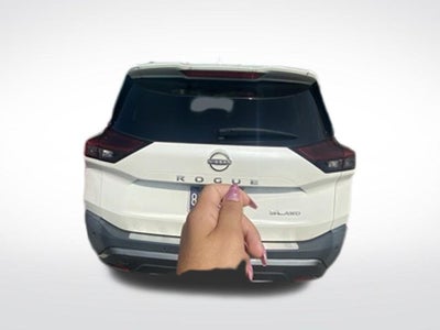 2022 Nissan Rogue SL
