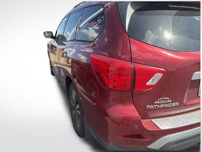 2020 Nissan Pathfinder SL