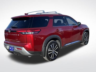2025 Nissan Pathfinder Platinum