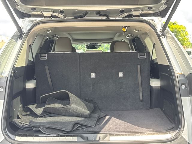 2024 Toyota Grand Highlander Base
