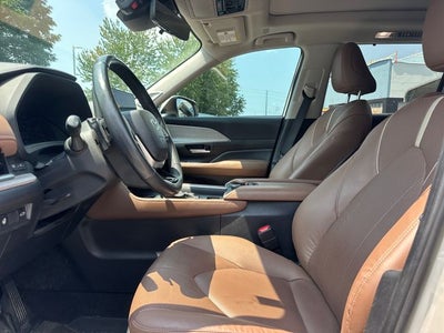 2024 Toyota Grand Highlander Platinum
