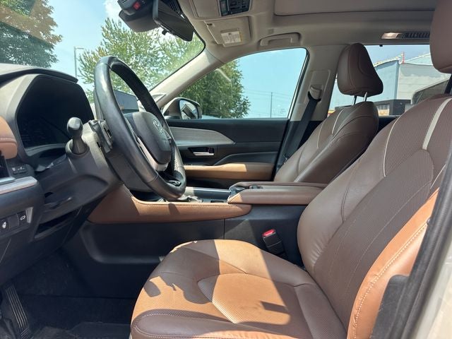 2024 Toyota Grand Highlander Platinum