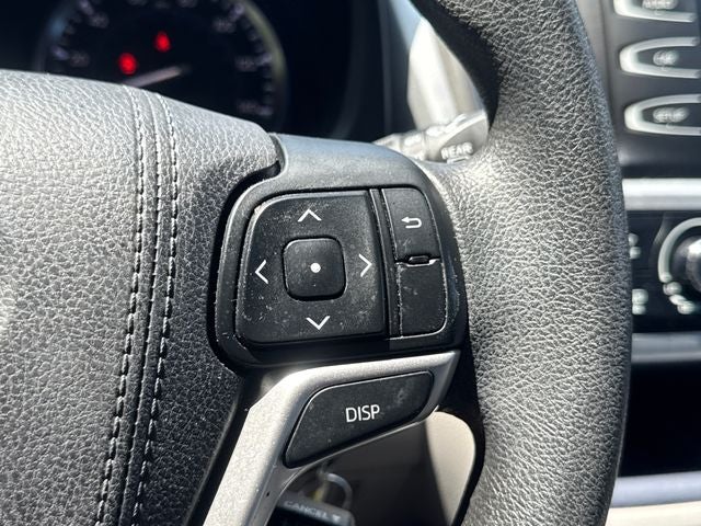 2016 Toyota Highlander LE