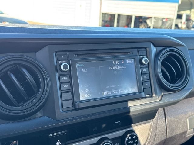 2017 Toyota Tacoma SR