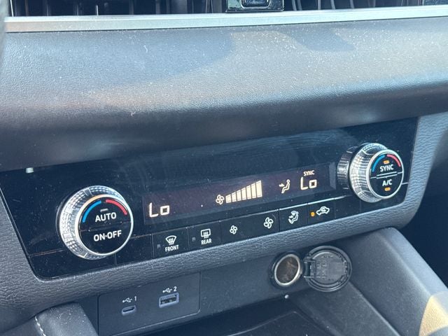 2022 Mitsubishi Outlander ES