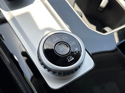 2025 Mitsubishi Outlander ES