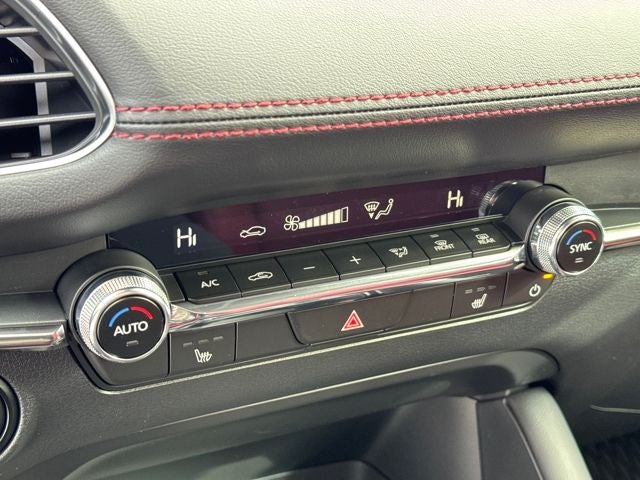 2026 Mazda Mazda3 Hatchback 2.5 S Carbon Edition AWD