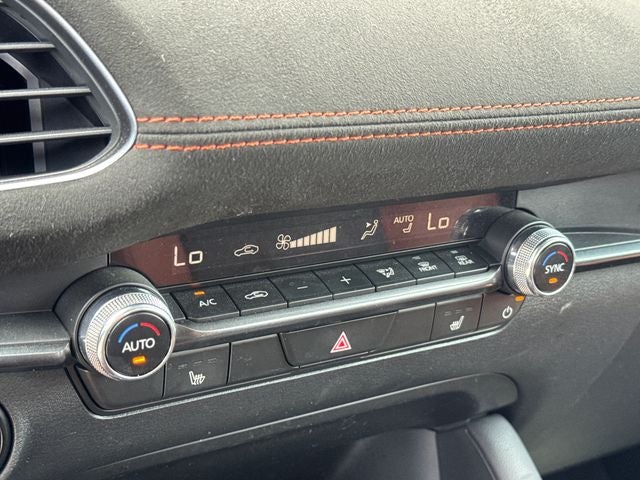 2024 Mazda Mazda3 2.5 Carbon Turbo