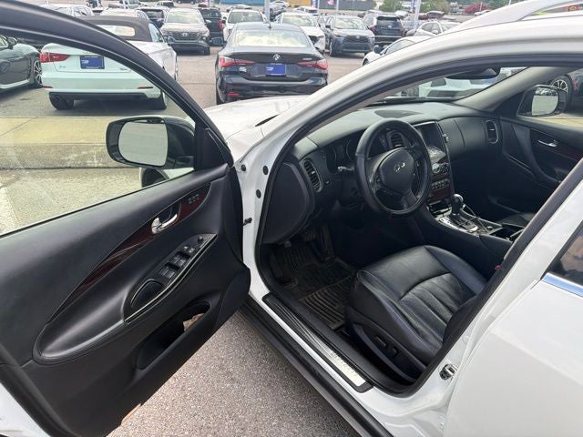 2017 INFINITI QX50 Base