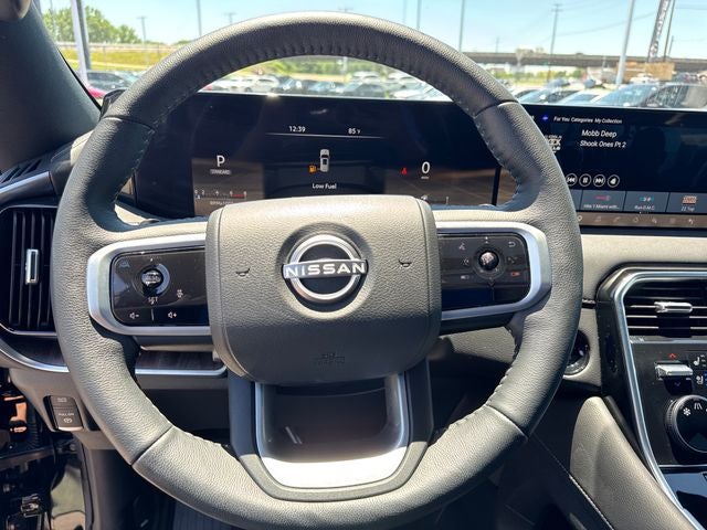 2025 Nissan Armada Platinum