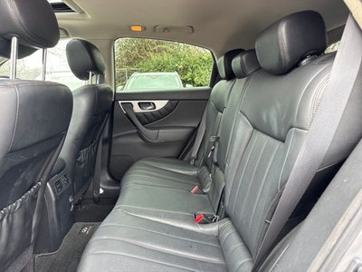 2014 INFINITI QX70 Base