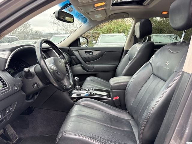 2014 INFINITI QX70 Base