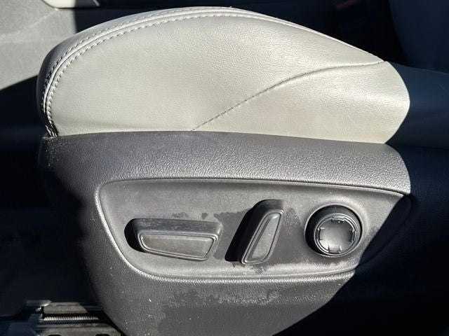 2022 Toyota Venza Limited