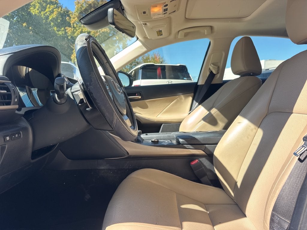 2019 Lexus IS 300