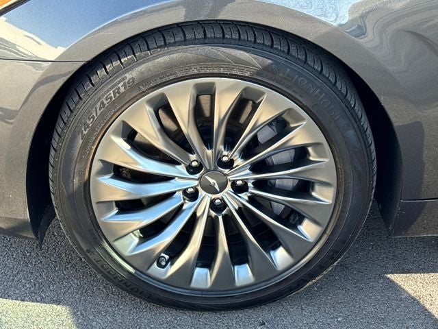 2018 Genesis G90 3.3T Premium