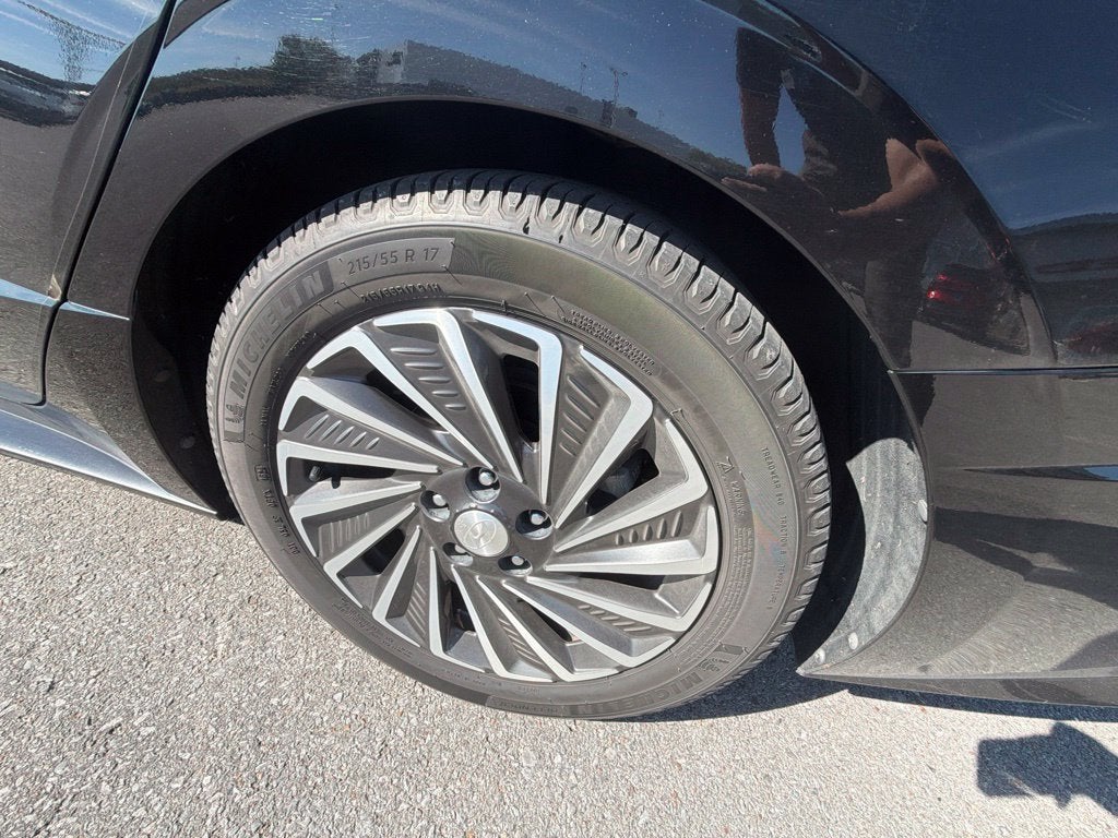 2022 Hyundai Sonata Hybrid Limited