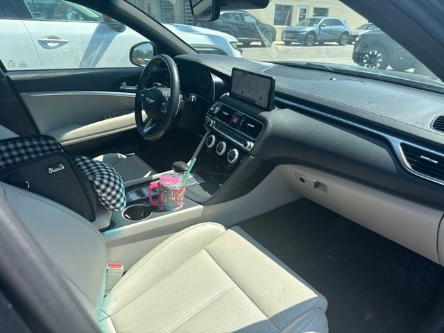 2023 Genesis G70 2.0T